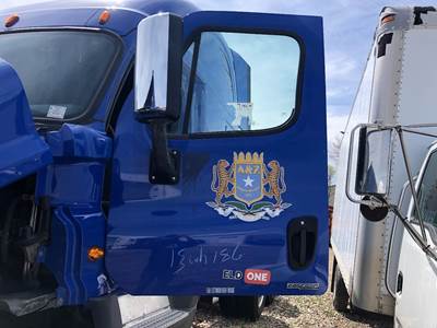 Freightliner Cascadia Front Door Assembly