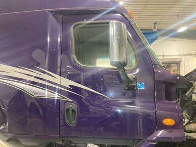 Freightliner Cascadia Front Door Assembly