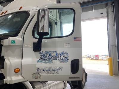 Freightliner Cascadia Front Door Assembly