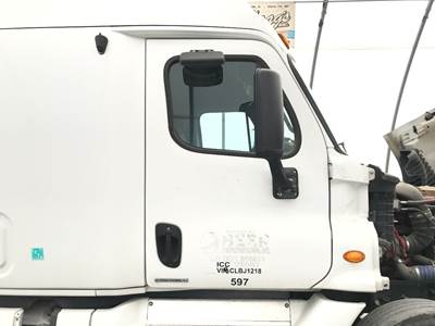 Freightliner Cascadia Front Door Assembly