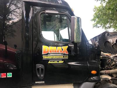 Freightliner Cascadia Front Door Assembly