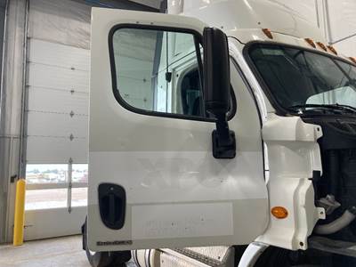 Freightliner Cascadia Front Door Assembly