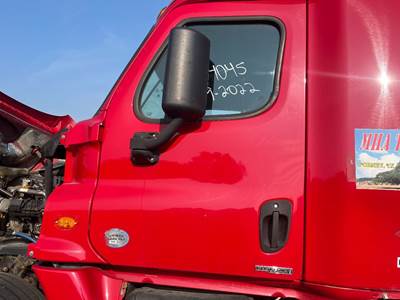 Freightliner Cascadia Front Door Assembly