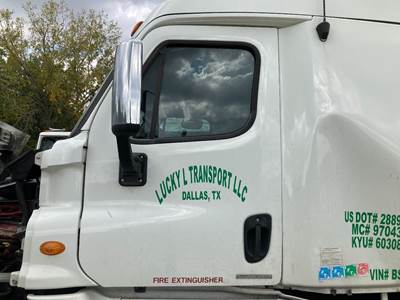 Freightliner Cascadia Front Door Assembly