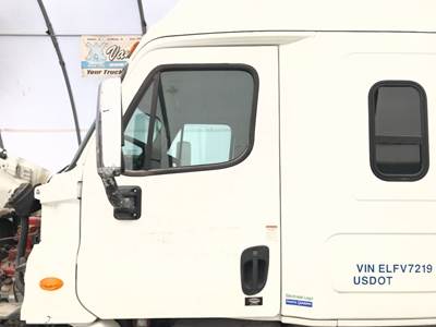 Freightliner Cascadia Front Door Assembly