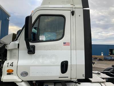 Freightliner Cascadia Front Door Assembly