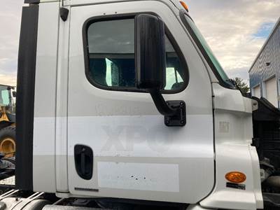 Freightliner Cascadia Front Door Assembly