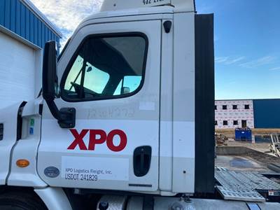 Freightliner Cascadia Front Door Assembly