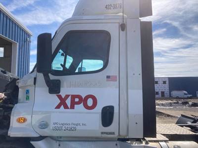 Freightliner Cascadia Front Door Assembly