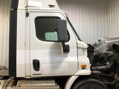 Freightliner Cascadia Front Door Assembly