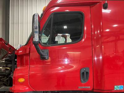 Freightliner Cascadia Front Door Assembly