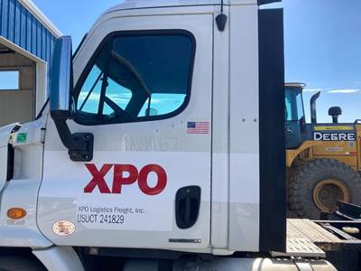 Freightliner Cascadia Front Door Assembly