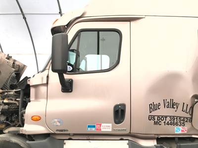 Freightliner Cascadia Front Door Assembly