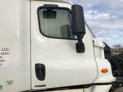 Freightliner Cascadia Front Door Assembly