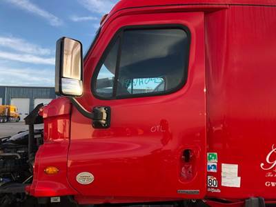 Freightliner Cascadia Front Door Assembly