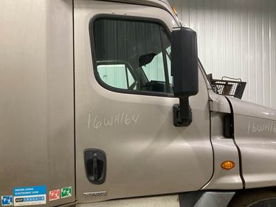 Freightliner Cascadia Front Door Assembly