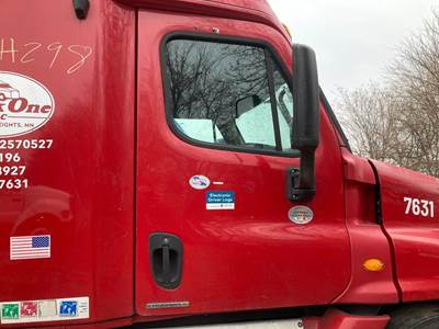 Freightliner Cascadia Front Door Assembly
