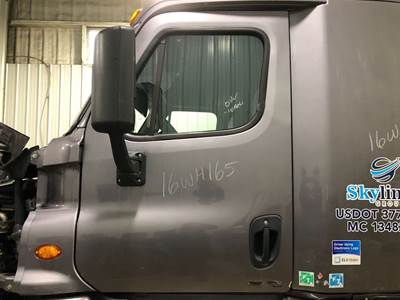 Freightliner Cascadia Front Door Assembly