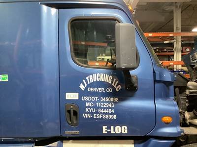 Freightliner Cascadia Front Door Assembly
