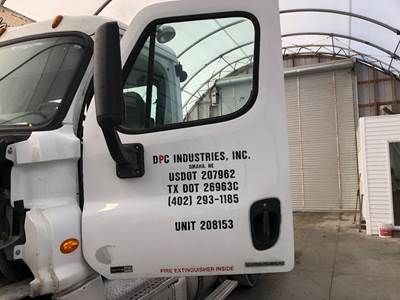 Freightliner Cascadia Front Door Assembly