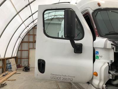 Freightliner Cascadia Front Door Assembly