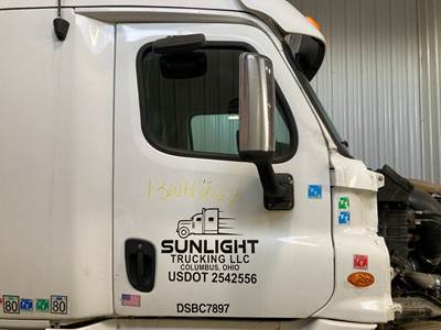 Freightliner Cascadia Front Door Assembly