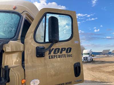 Freightliner Cascadia Front Door Assembly