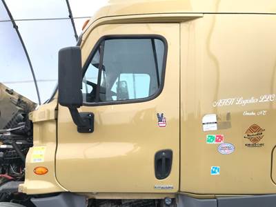 Freightliner Cascadia Front Door Assembly