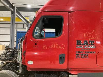 Freightliner Cascadia Front Door Assembly