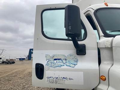 Freightliner Cascadia Front Door Assembly