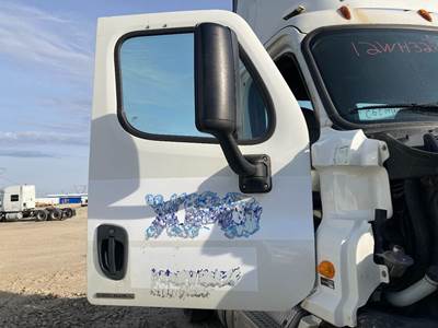 Freightliner Cascadia Front Door Assembly