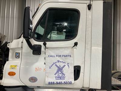 Freightliner Cascadia Front Door Assembly