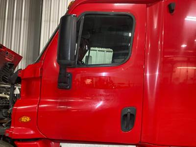 Freightliner Cascadia Front Door Assembly