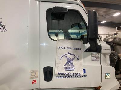 Freightliner Cascadia Front Door Assembly