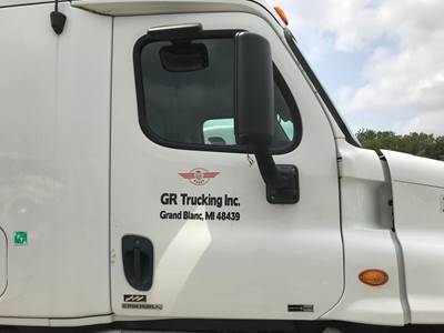 Freightliner Cascadia Front Door Assembly