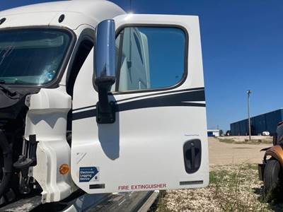 Freightliner Cascadia Front Door Assembly