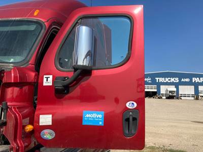 Freightliner Cascadia Front Door Assembly