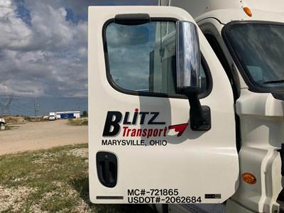 Freightliner Cascadia Front Door Assembly