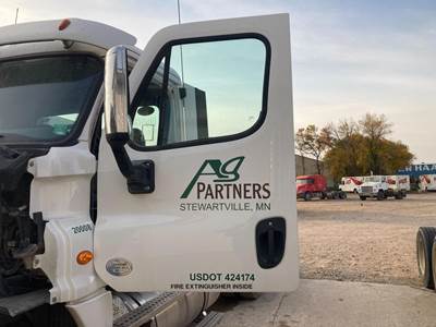 Freightliner Cascadia Front Door Assembly