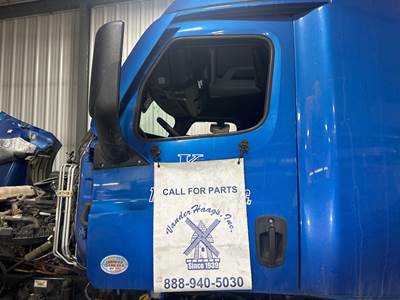 Freightliner Cascadia Front Door Assembly