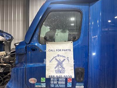 Freightliner Cascadia Front Door Assembly