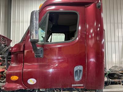 Freightliner Cascadia Front Door Assembly