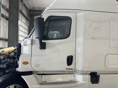 Freightliner Cascadia Front Door Assembly
