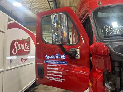 Freightliner Cascadia Front Door Assembly