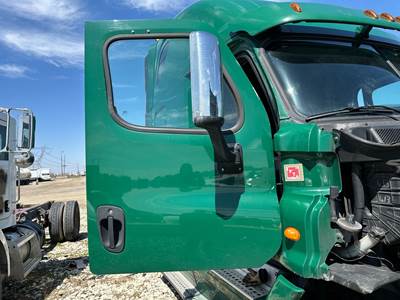 Freightliner Cascadia Front Door Assembly