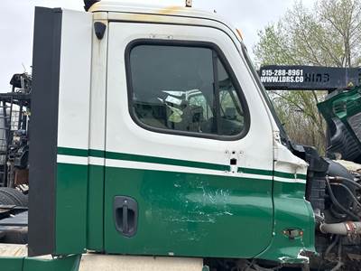 Freightliner Cascadia Front Door Assembly