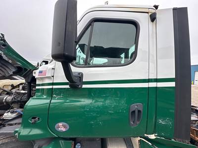 Freightliner Cascadia Front Door Assembly