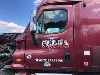 Freightliner Cascadia Front Door Assembly