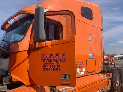 Freightliner Century Class 120 Front Door Assembly for a Freightliner C120 Century