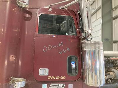Freightliner Classic XL Front Door Assembly